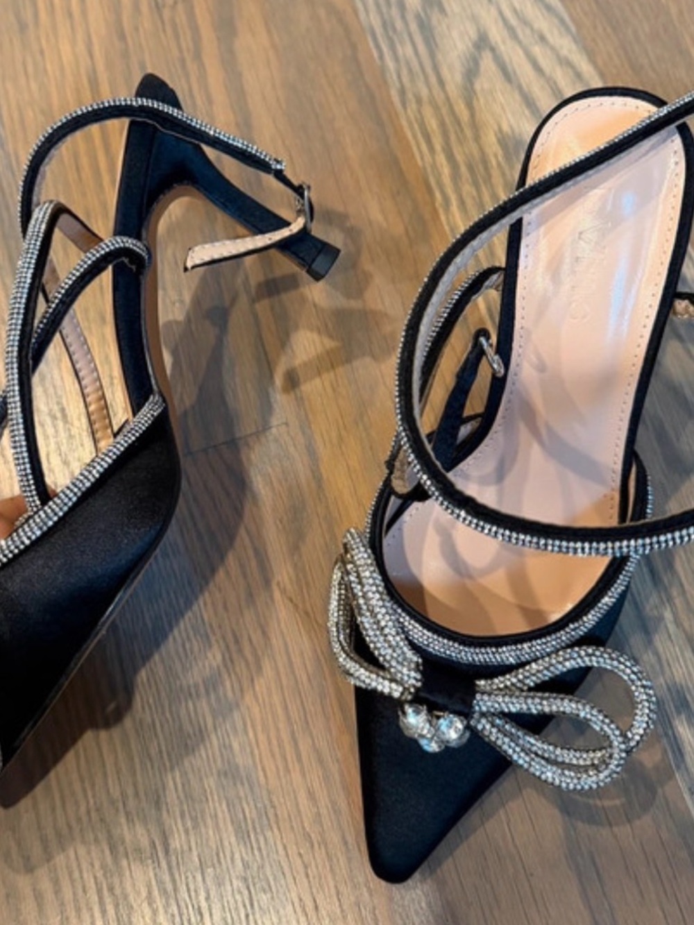 Black Women's Pointed Toe Slingback Heels with Crystal Bow - Picture 3 of 6